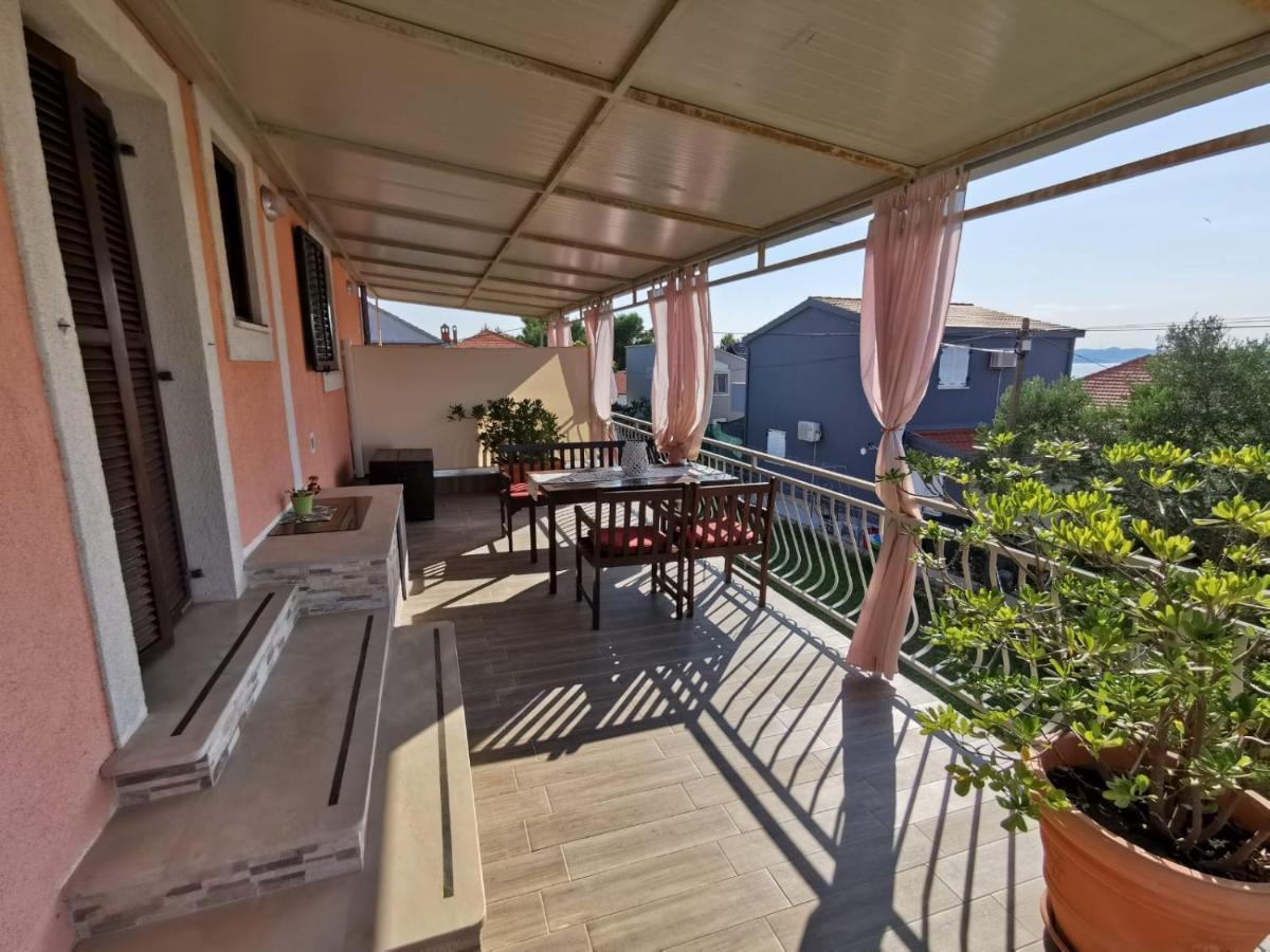 Apartmani Tajana Sukošan Exterior foto